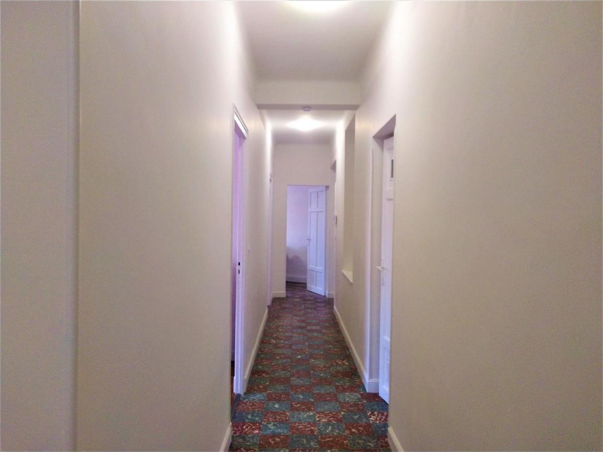 Chambre Privee Et Spacieuse Au Sein D'Un Logement Partage - Central, Quartier Villebourbon - 3 Chambres Doubles - 2 Balcons - Places De Stationnements Gratuites - 5 Min A Pied Gare Et Hypercentre 蒙托邦 外观 照片