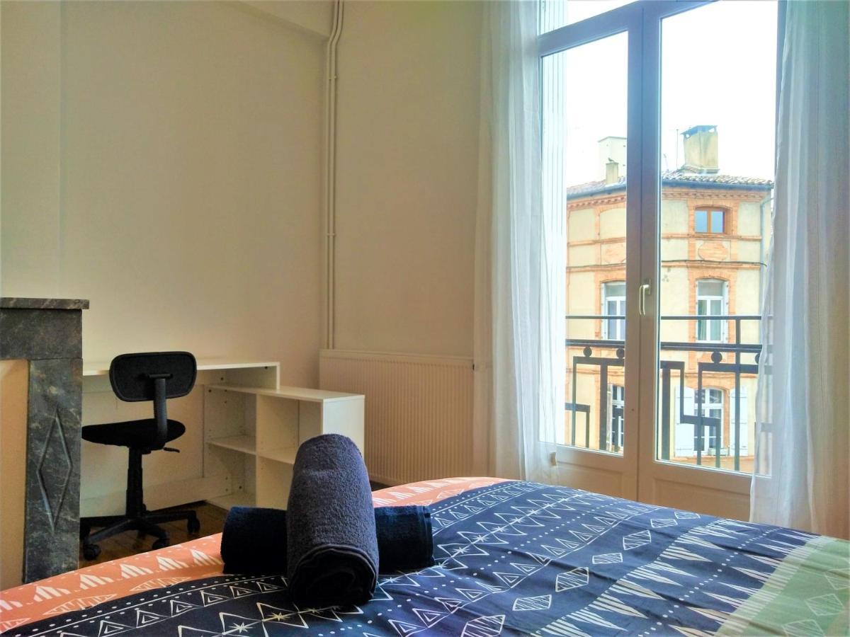 Chambre Privee Et Spacieuse Au Sein D'Un Logement Partage - Central, Quartier Villebourbon - 3 Chambres Doubles - 2 Balcons - Places De Stationnements Gratuites - 5 Min A Pied Gare Et Hypercentre 蒙托邦 外观 照片
