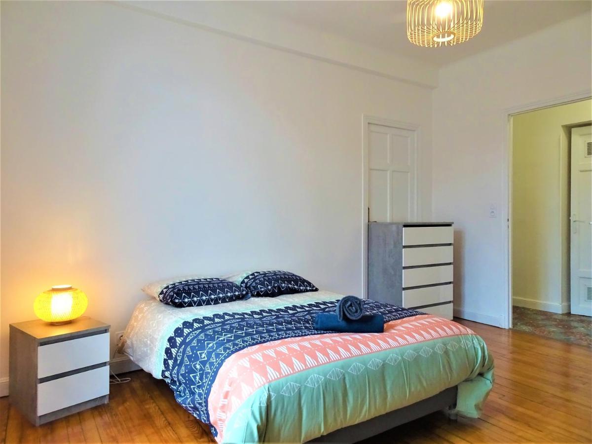 Chambre Privee Et Spacieuse Au Sein D'Un Logement Partage - Central, Quartier Villebourbon - 3 Chambres Doubles - 2 Balcons - Places De Stationnements Gratuites - 5 Min A Pied Gare Et Hypercentre 蒙托邦 外观 照片