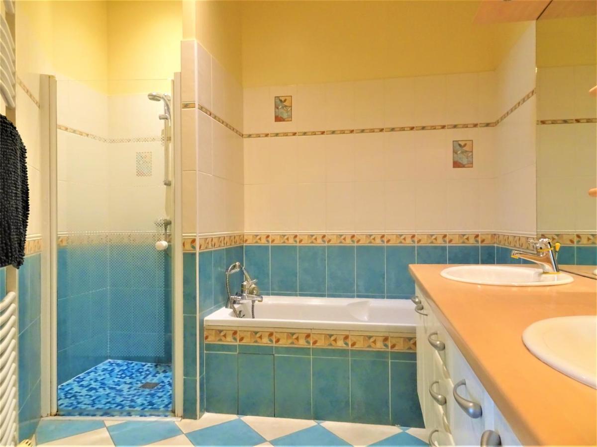 Chambre Privee Et Spacieuse Au Sein D'Un Logement Partage - Central, Quartier Villebourbon - 3 Chambres Doubles - 2 Balcons - Places De Stationnements Gratuites - 5 Min A Pied Gare Et Hypercentre 蒙托邦 外观 照片