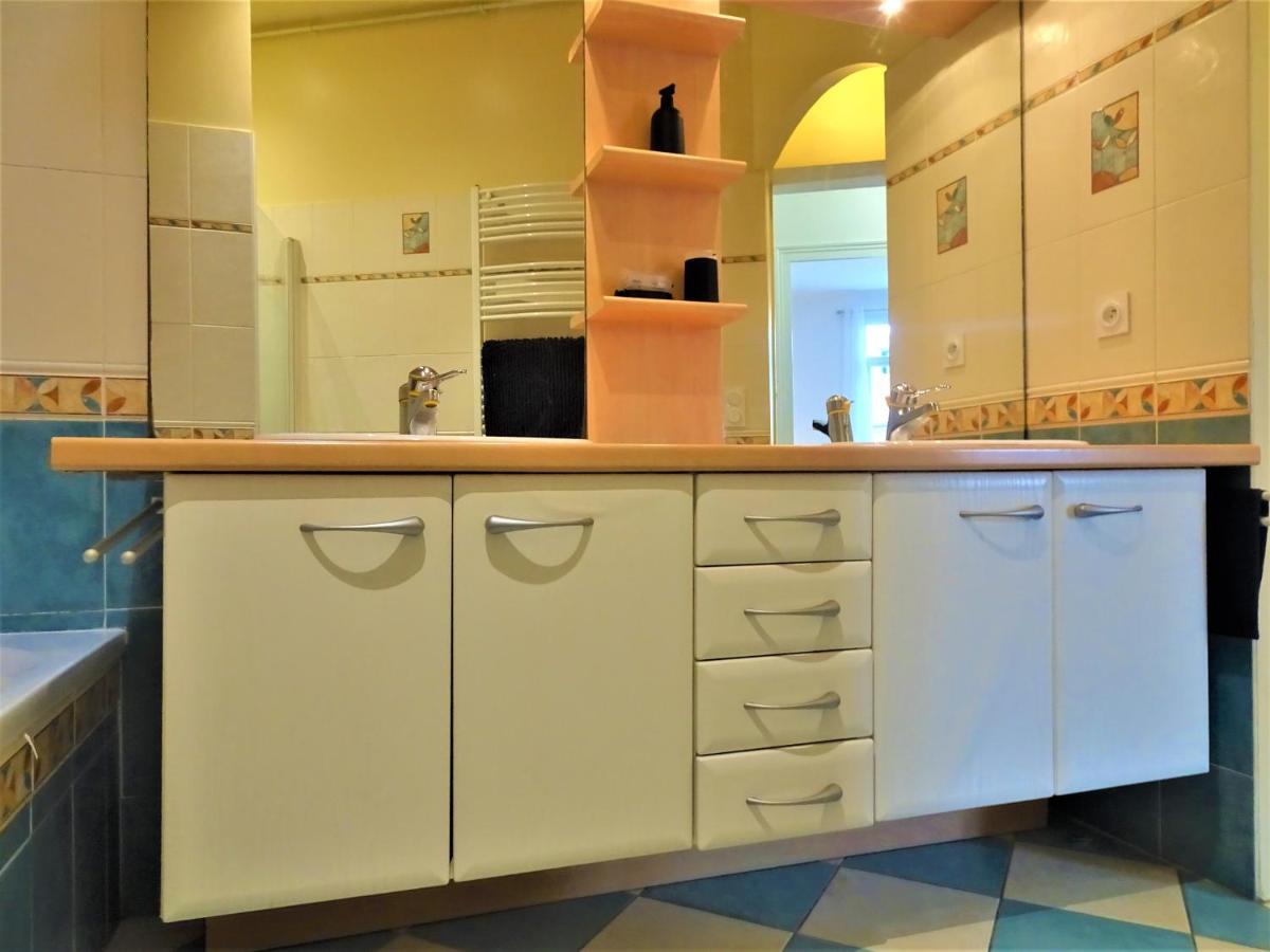 Chambre Privee Et Spacieuse Au Sein D'Un Logement Partage - Central, Quartier Villebourbon - 3 Chambres Doubles - 2 Balcons - Places De Stationnements Gratuites - 5 Min A Pied Gare Et Hypercentre 蒙托邦 外观 照片