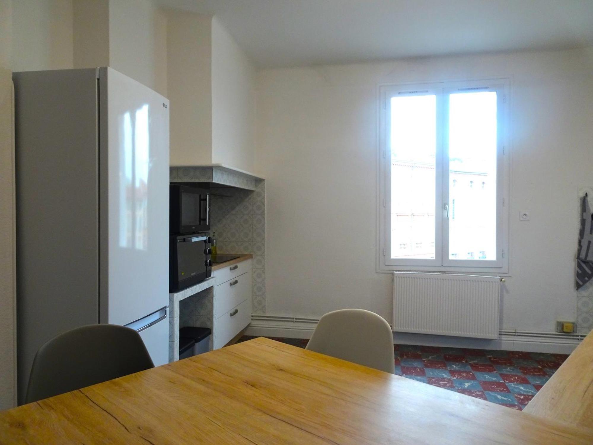 Chambre Privee Et Spacieuse Au Sein D'Un Logement Partage - Central, Quartier Villebourbon - 3 Chambres Doubles - 2 Balcons - Places De Stationnements Gratuites - 5 Min A Pied Gare Et Hypercentre 蒙托邦 外观 照片